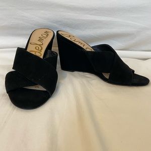 New Black suede Sam Edelman wedges